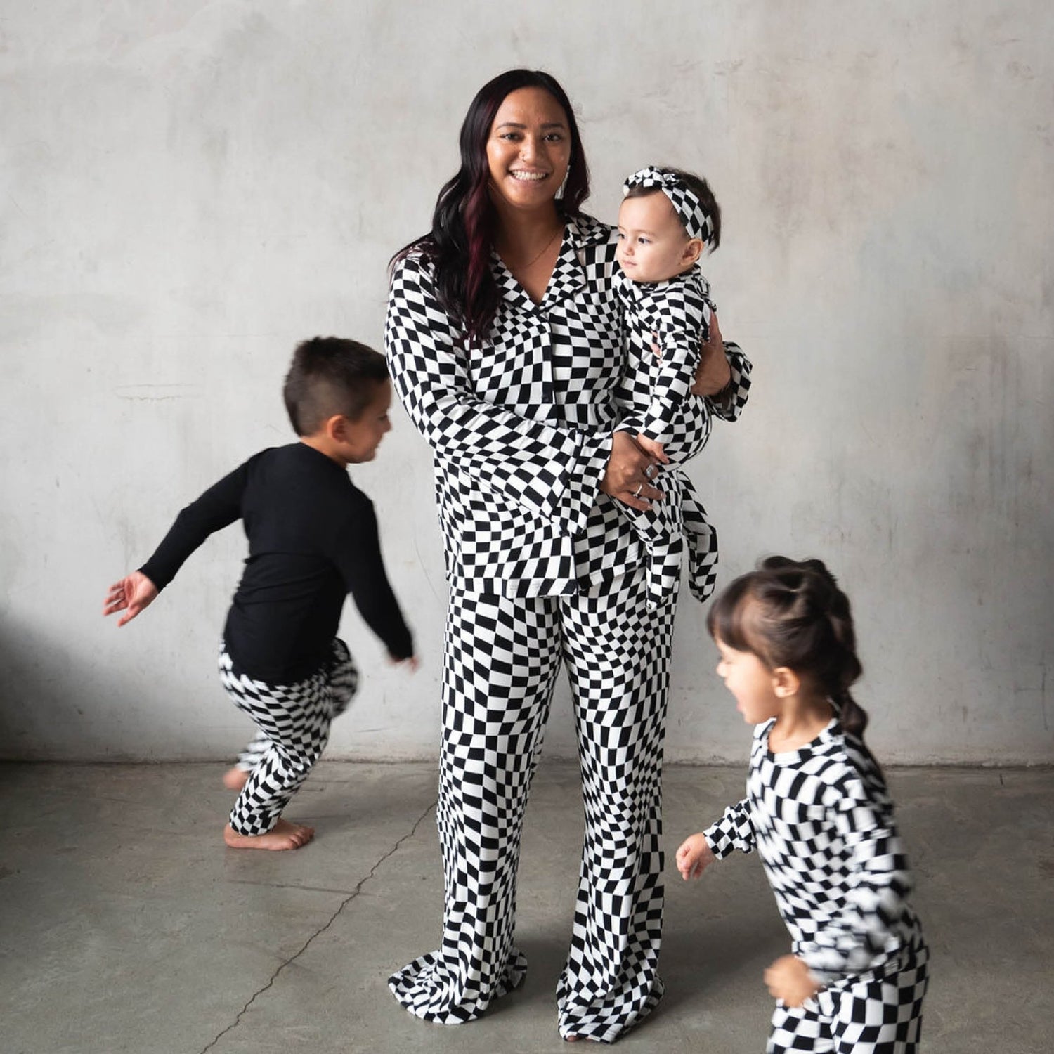 B&amp;W Wavy Checker | Bamboo Two Piece Set - Tenth &amp; Pine - Apparel - 18 - 24M