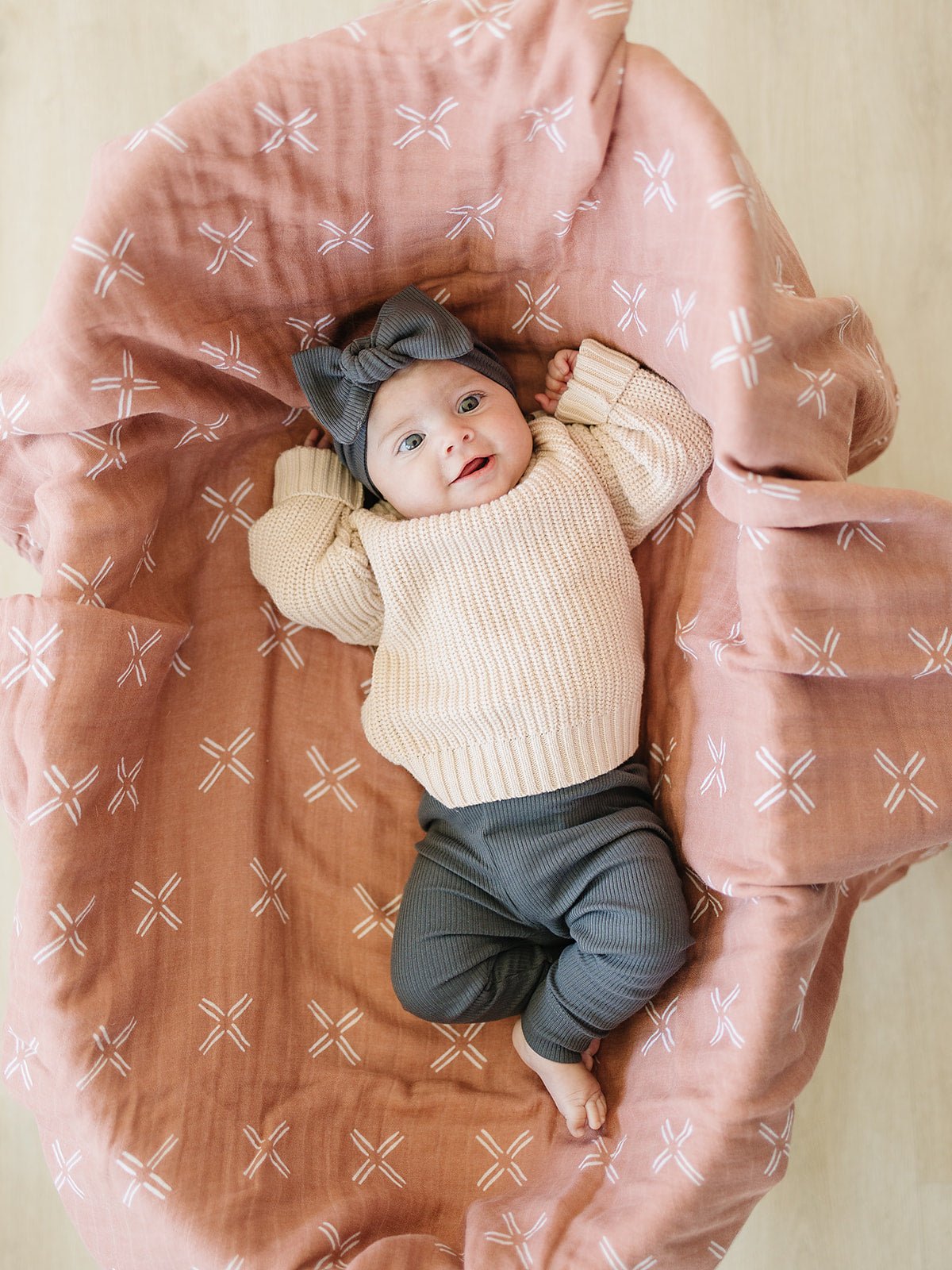 Charcoal Organic Leggings - Tenth &amp; Pine - Leggings - 0 - 3 - Mebie Baby
