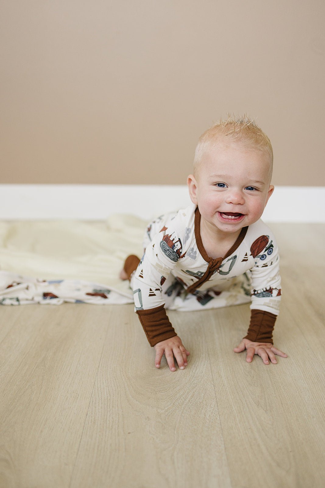 Construction Trucks Ribbed Bamboo Zipper - Tenth &amp; Pine - zip rompers - NB - Mebie Baby