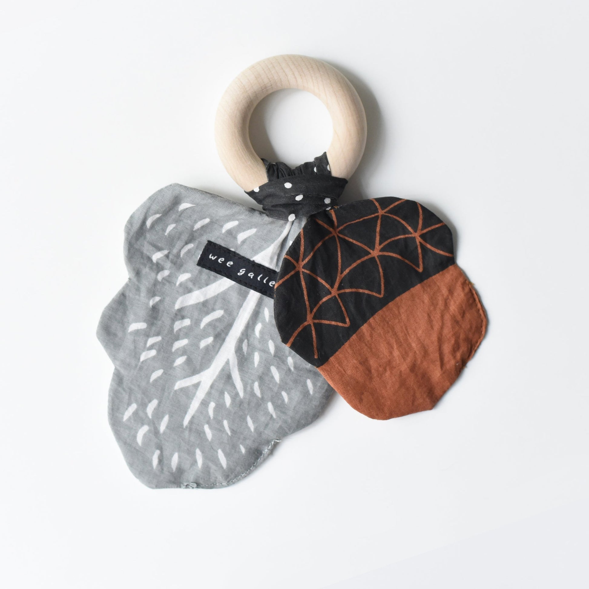 Crinkle Teether - Acorn - Tenth & Pine - Baby & Toddler - 