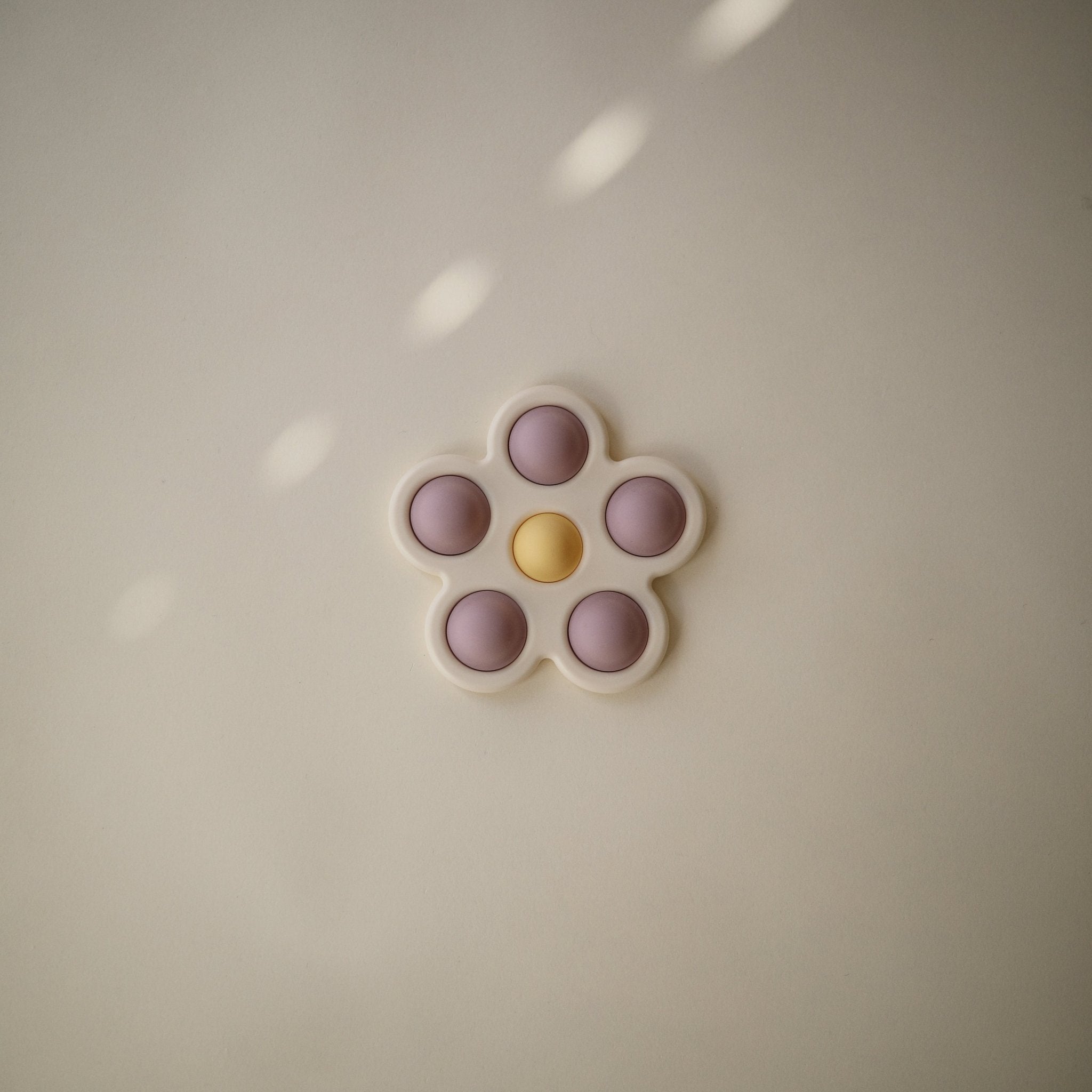 Flower Press Toy - Tenth &amp; Pine - Press Toy - Dried Thyme/Natural/Shifting Sand