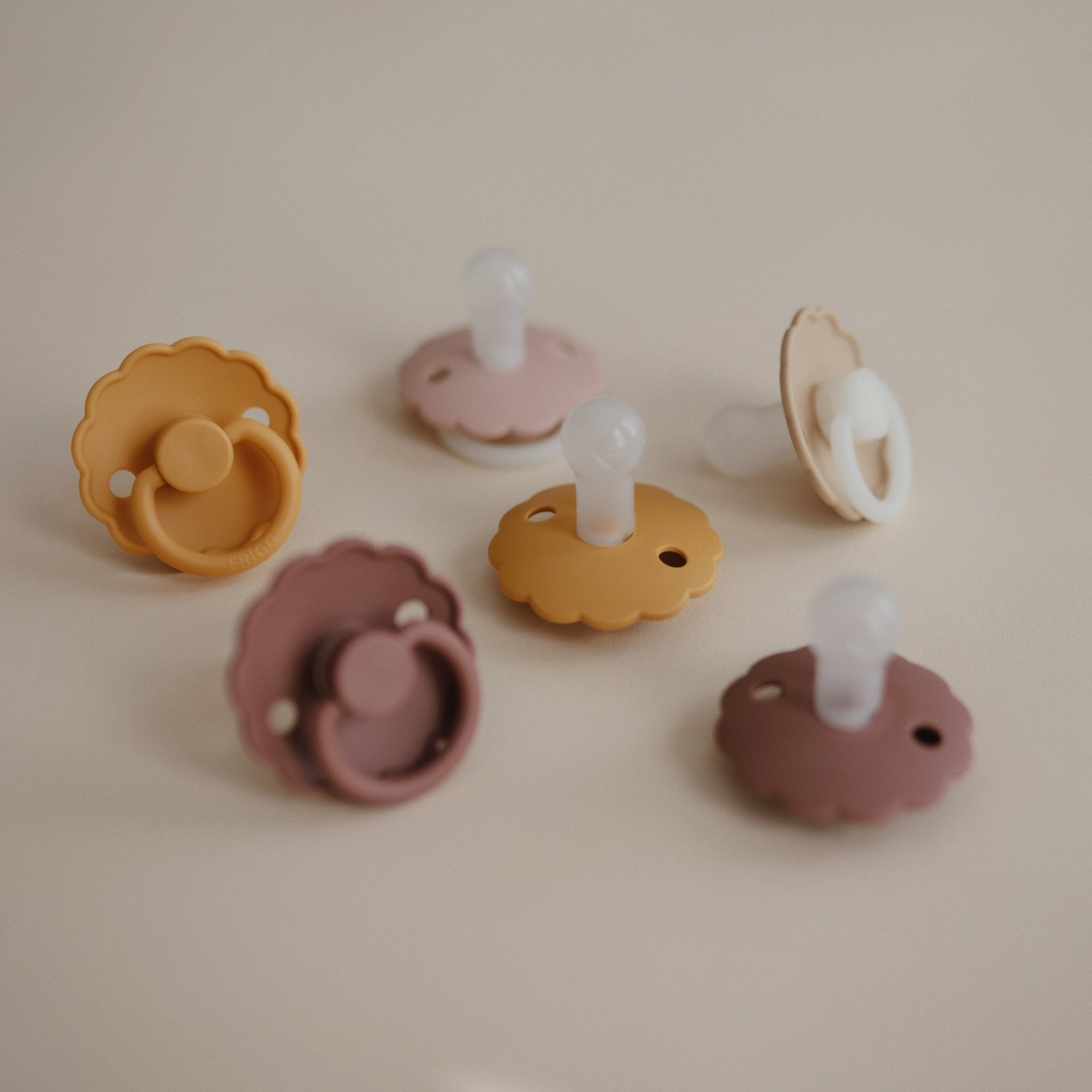 FRIGG Daisy Night Silicone Pacifier 2 - Pack - Tenth &amp; Pine - FRIGG PACIFIERS - 6 - 18 months - Portobello/Croissant