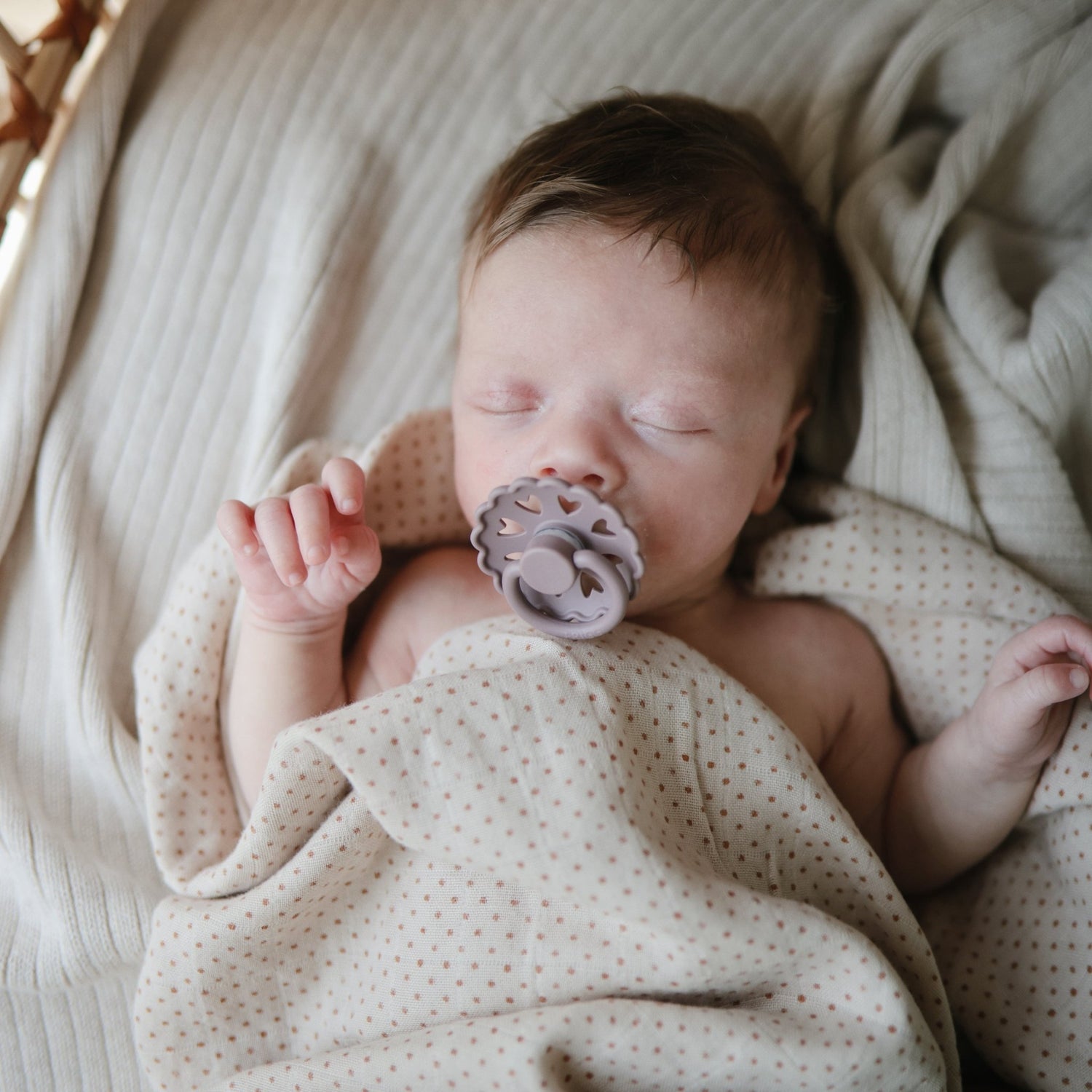 FRIGG Natural Rubber 6 - Pack - Tenth &amp; Pine - FRIGG PACIFIERS - 6 - 18 Months - Endless Sea