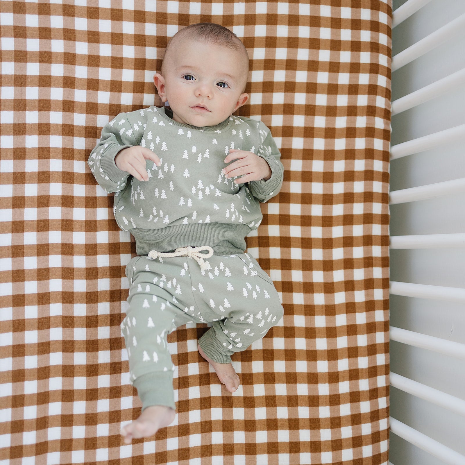 Gingham Muslin Crib Sheet - Tenth &amp; Pine - 