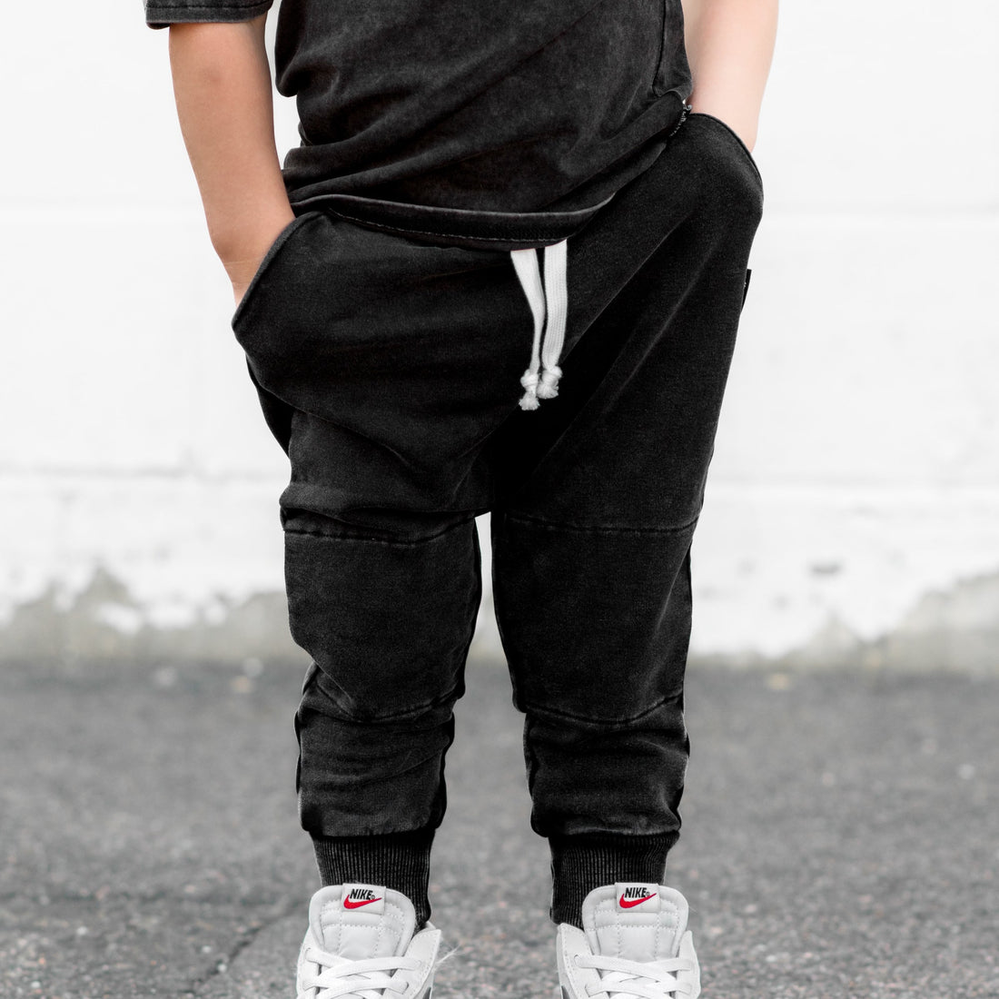 JOGGERS - Midnight Snow Wash French Terry - Tenth &amp; Pine - jogger pants - 0/6M