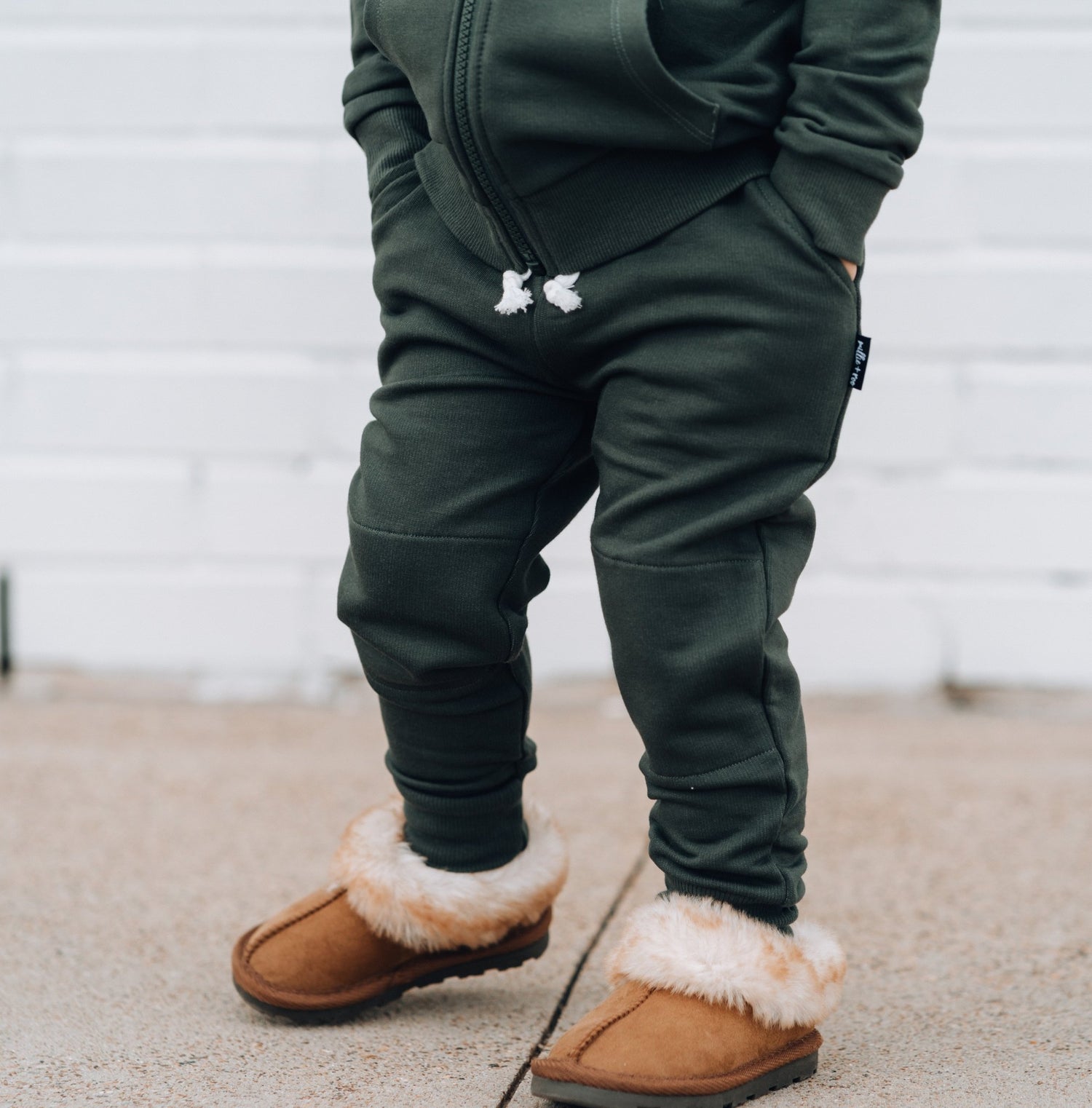 JOGGERS - Moss Bamboo French Terry - Tenth &amp; Pine - jogger pants - 0/6M