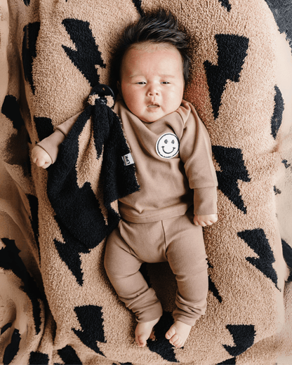 Lightning Bolt Fuzzy Blanket | Mocha - Tenth &amp; Pine - Plush Blanket - 