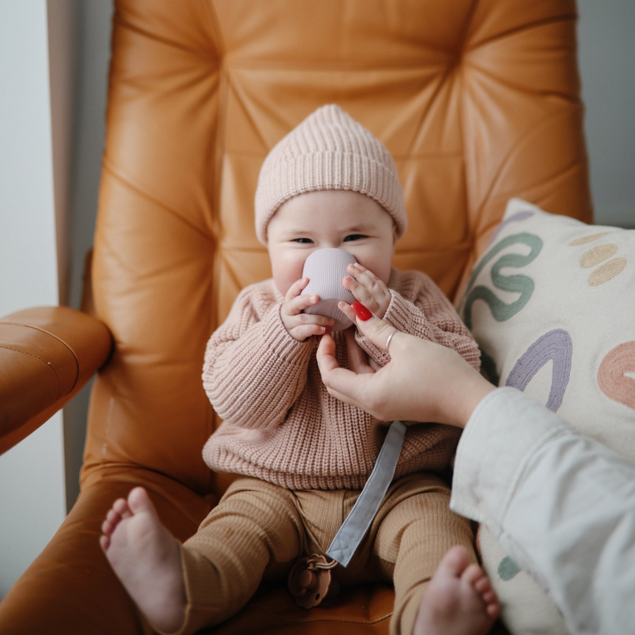 Linen Pacifier Clip 2 - Pack - Tenth &amp; Pine - Pacifier Clip - Blush/Cream