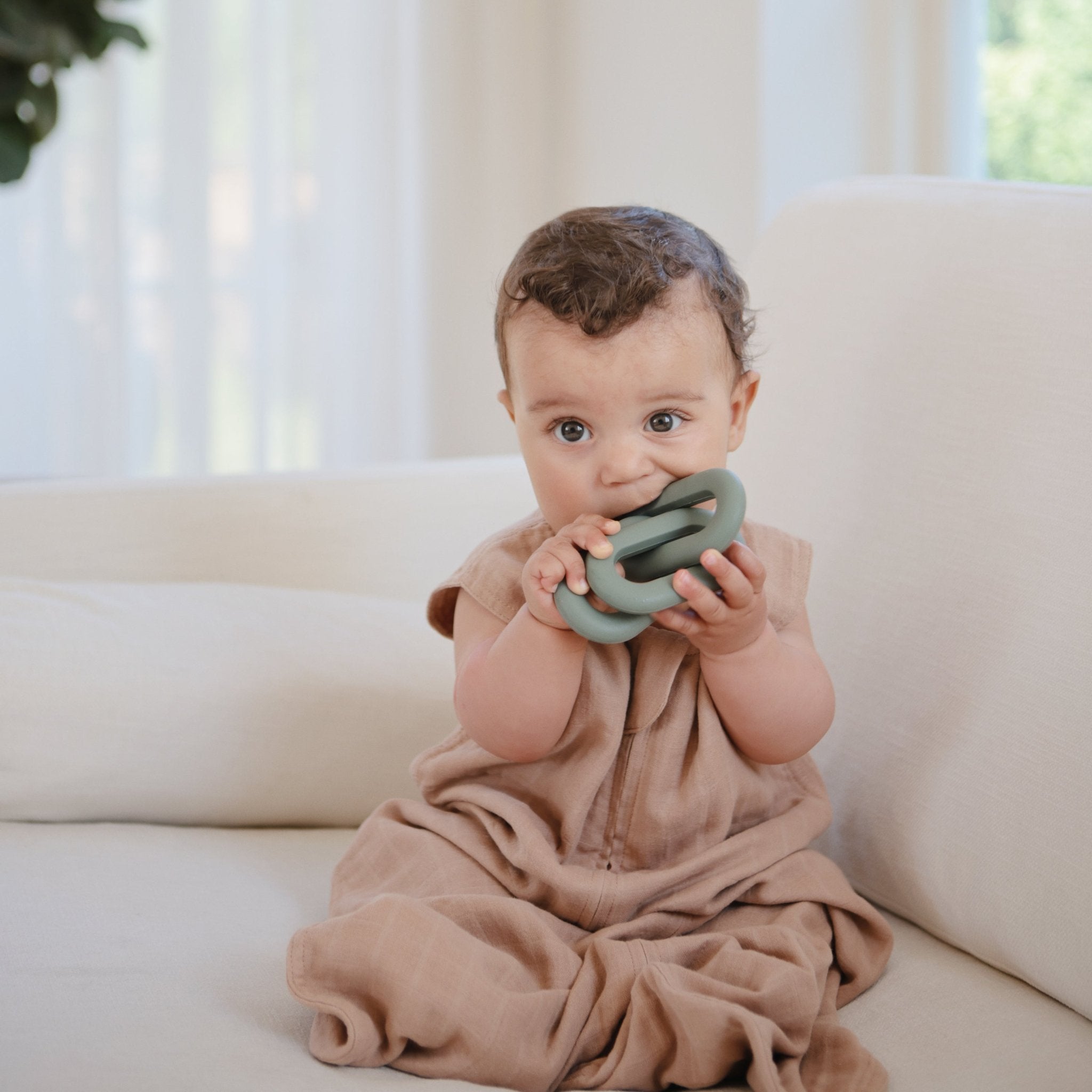 Links Teether - Tenth &amp; Pine - teether - Dried Thyme