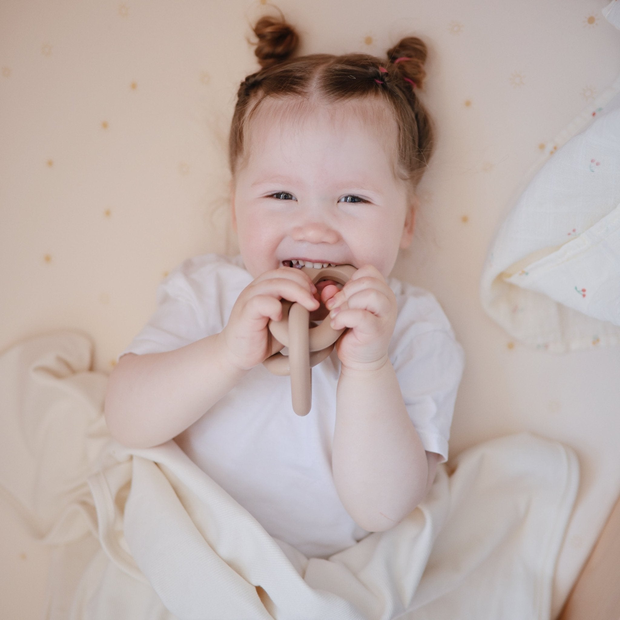 Links Teether - Tenth &amp; Pine - teether - Dried Thyme