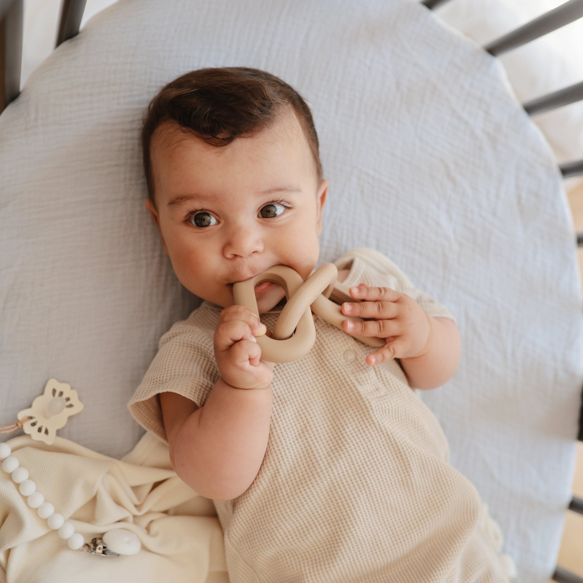 Links Teether - Tenth &amp; Pine - teether - Dried Thyme