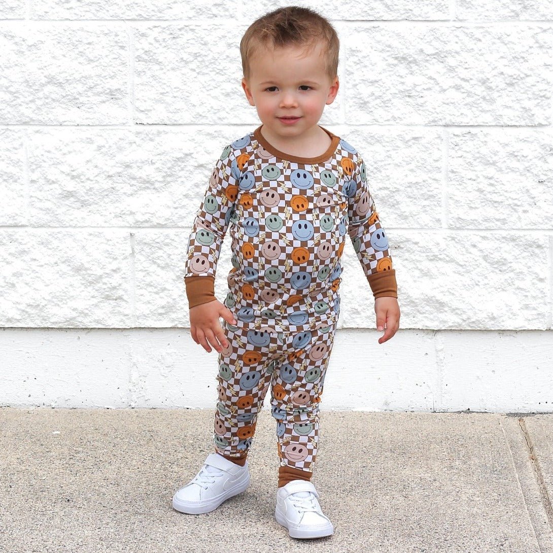 LONG SLEEVE 2 PIECE SETS - Beige Happy Smiles - Tenth &amp; Pine - Bamboo 2 Piece PJ - 12/18m