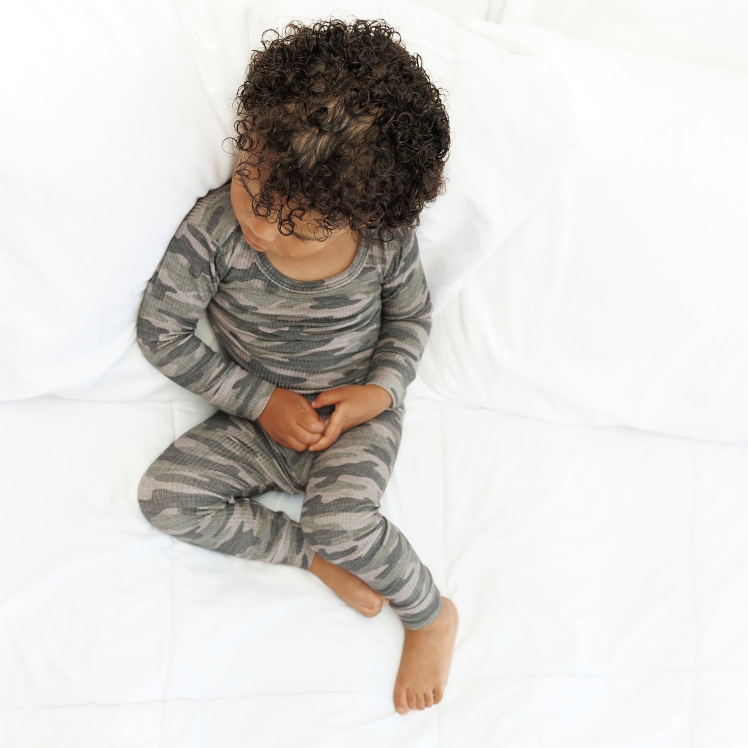 LONG SLEEVE 2 PIECE SETS - Chris Camo Ribbed - Tenth &amp; Pine - Bamboo 2 Piece PJ - RIB - 12/18m