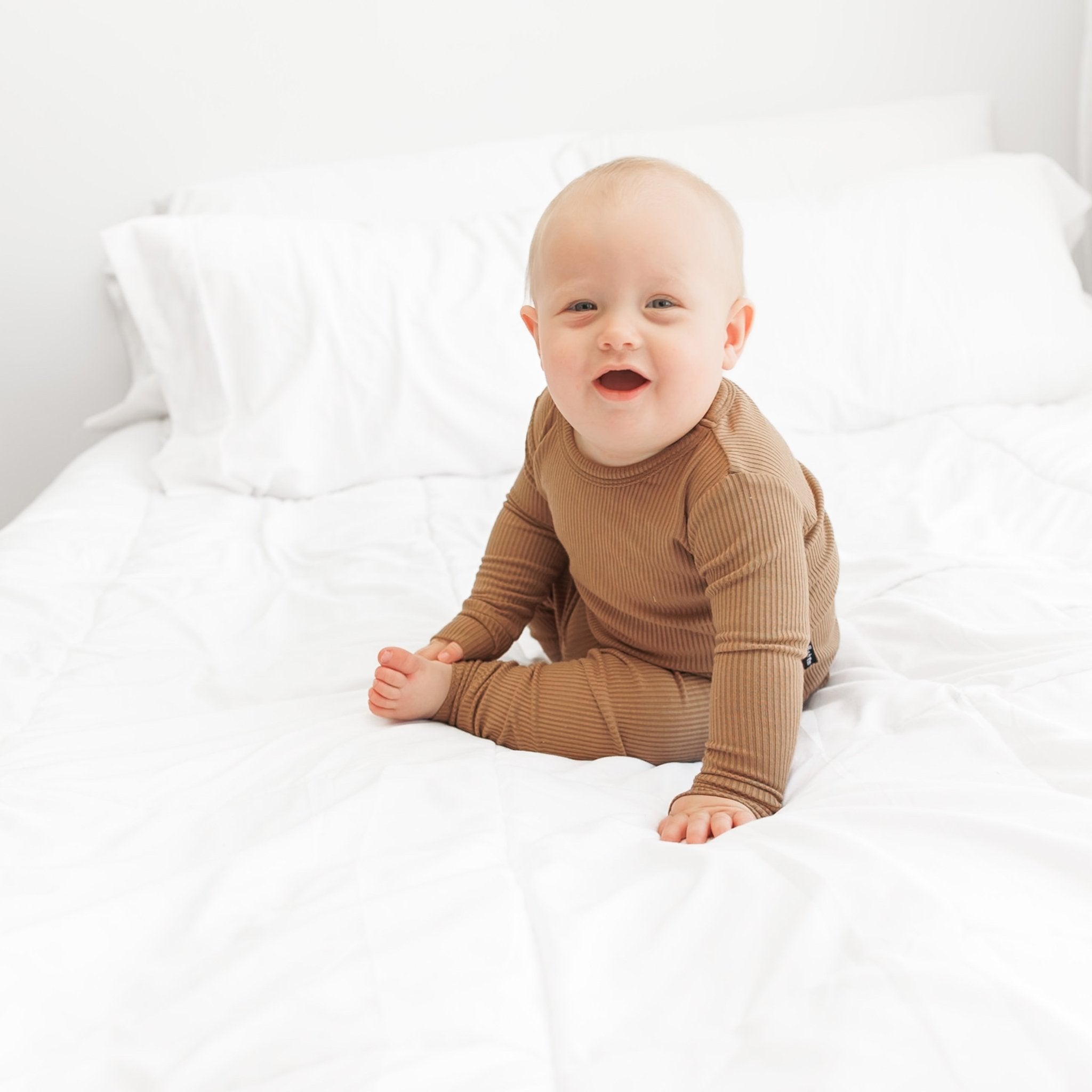 LONG SLEEVE 2 PIECE SETS - Mocha Ribbed - Tenth &amp; Pine - Bamboo 2 Piece PJ - RIB - 12/18m