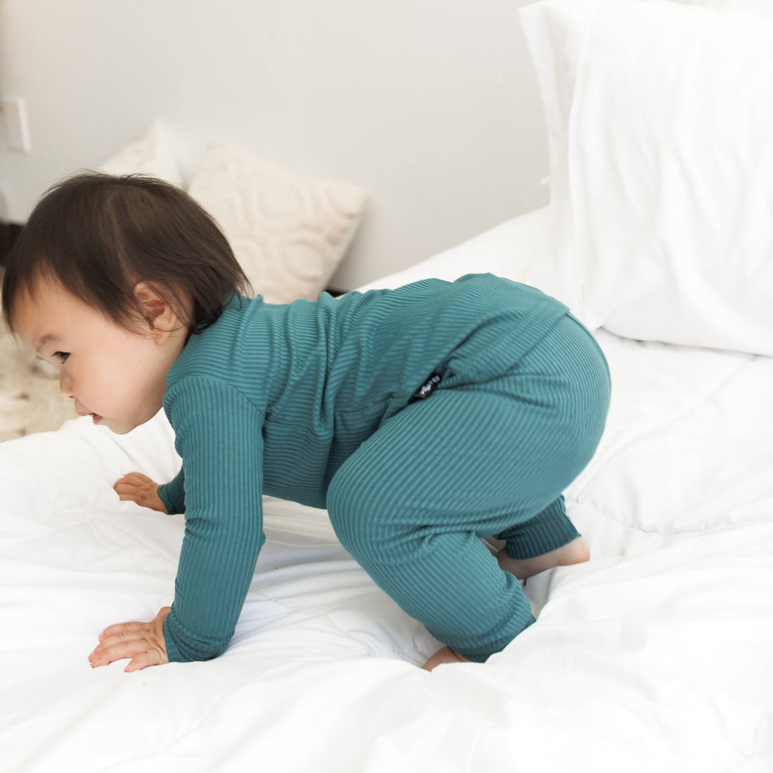 LONG SLEEVE 2 PIECE SETS - Peacock Ribbed - Tenth &amp; Pine - Bamboo 2 Piece PJ - RIB - 12/18m