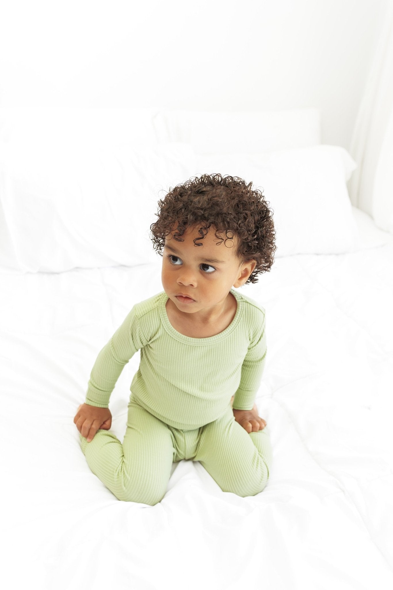 LONG SLEEVE 2 PIECE SETS - Pistachio Ribbed - Tenth &amp; Pine - Bamboo 2 Piece PJ - RIB - 12/18m
