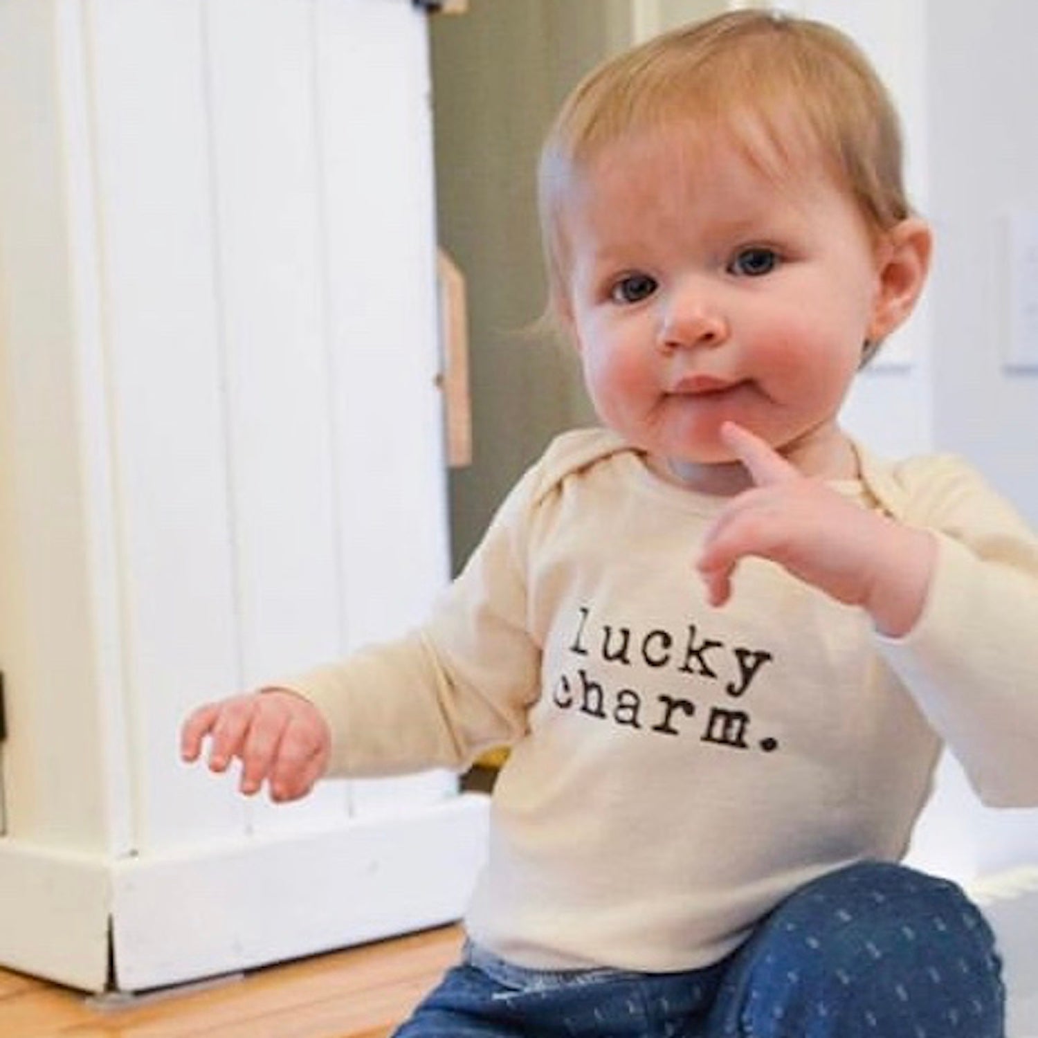 Lucky Charm - Long Sleeve Organic Baby Bodysuit - Tenth &amp; Pine - Long Sleeve Onesie - Black - 0 - 3M