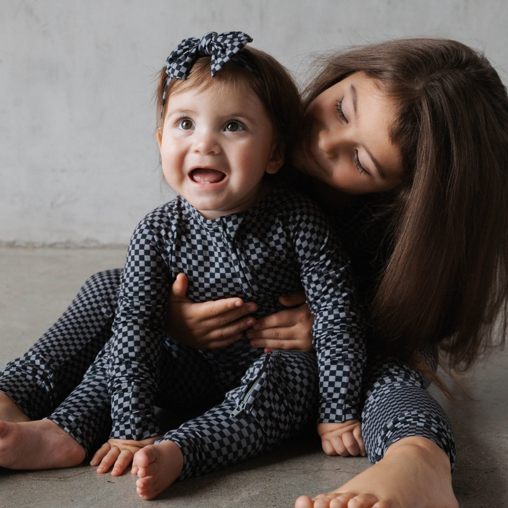 Midnight Checker | Bamboo Zip Romper - Tenth & Pine - Apparel - Newborn