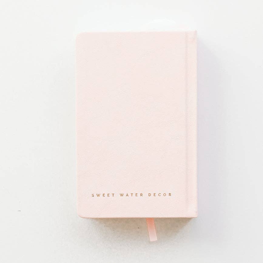 'Mom's One Line A Day' Leather Journal - Tenth & Pine - 