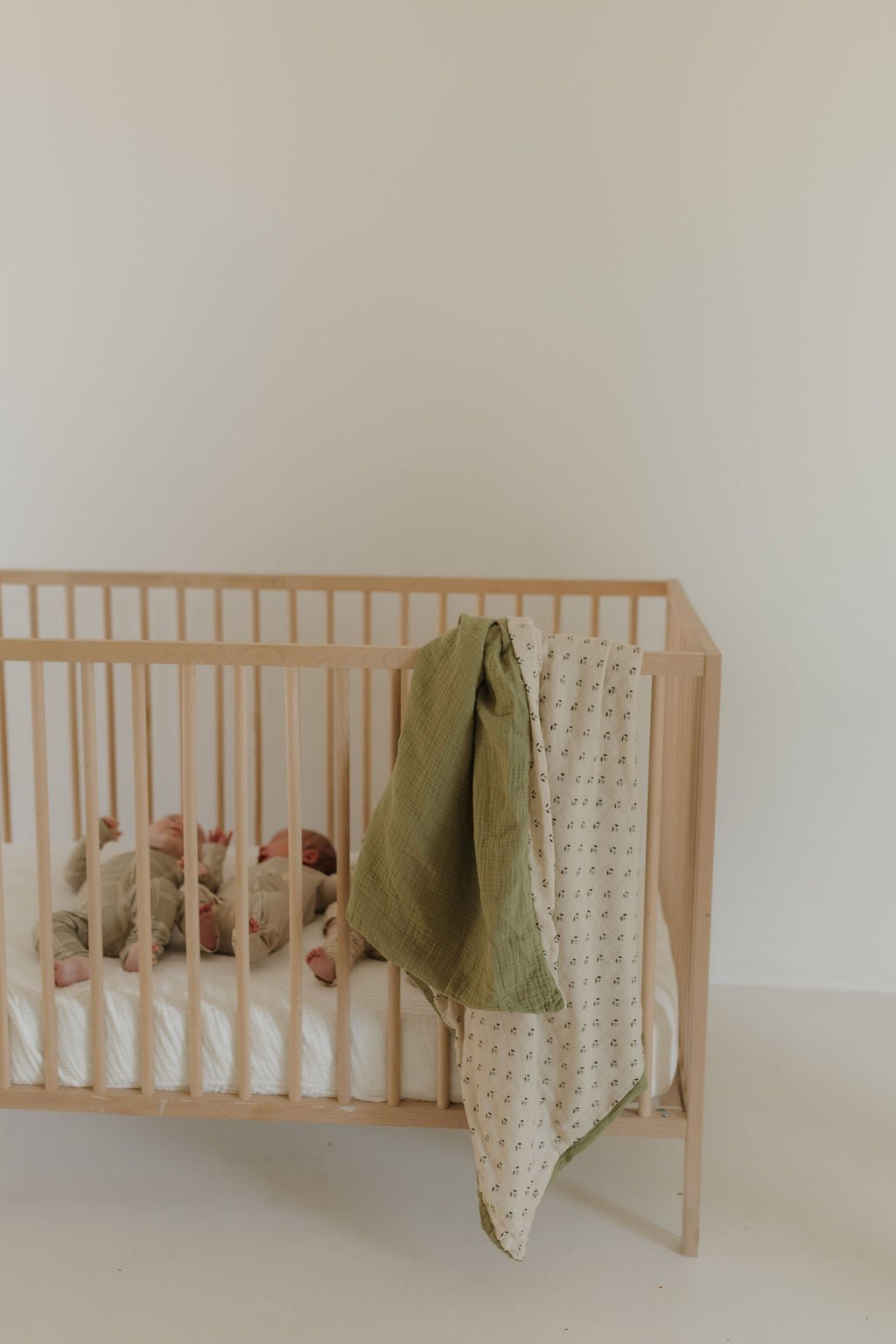 Muslin Quilt | Flora - Tenth &amp; Pine - Muslin Quilt - 