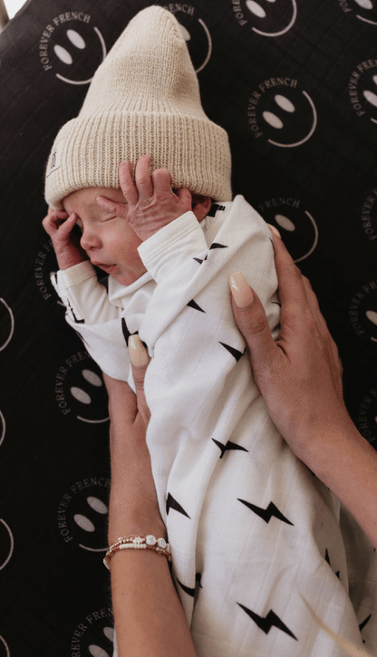 Muslin Swaddle | Black &amp; White Lightning Bolt - Tenth &amp; Pine - 