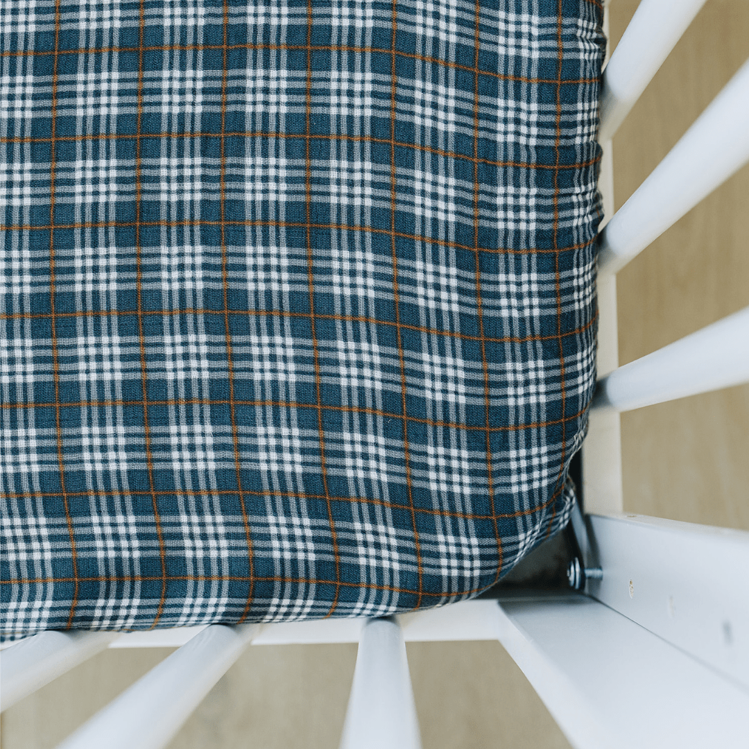 Navy Plaid Muslin Crib Sheet - Tenth &amp; Pine - 