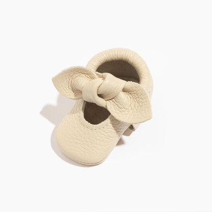 Newborn Birch Knotted Bow Baby Shoe - Tenth &amp; Pine - Knotted Bow Mocc - Soft Sole - Newborn