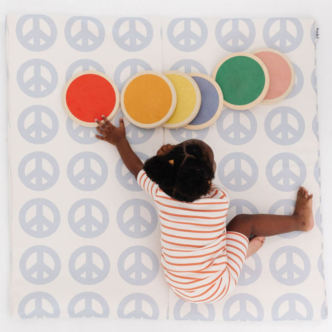 Peace Sign Vegan Leather Mat - Tenth & Pine - Vegan Leather Padded Mat - Standard