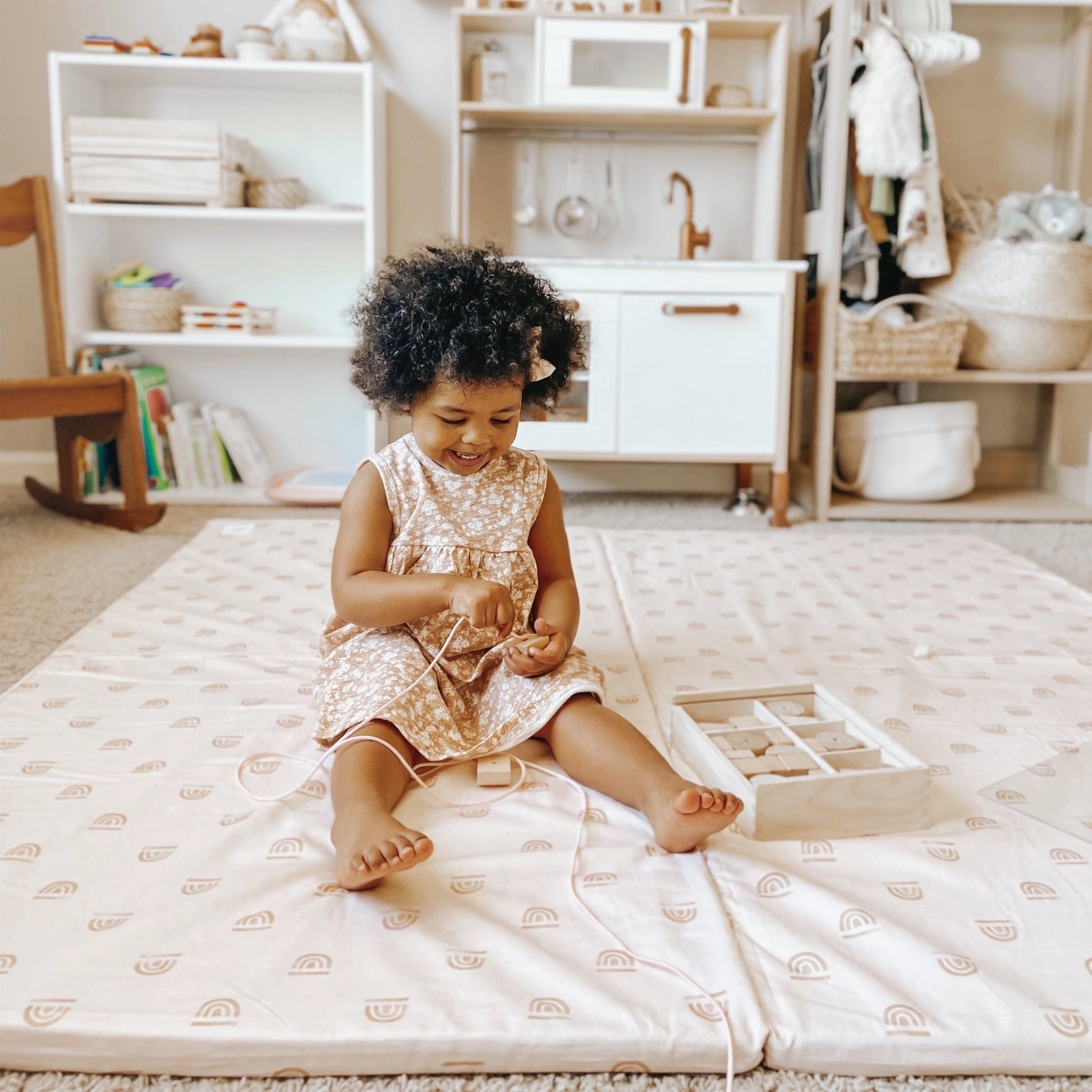 Rainbow Peach Organic Cotton Mat - Tenth & Pine - Organic Cotton Padded Mat - Standard