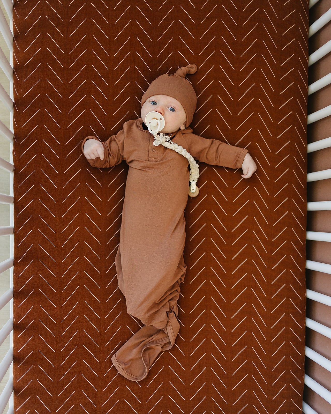 Rust Mudcloth Muslin Crib Sheet - Tenth &amp; Pine - 