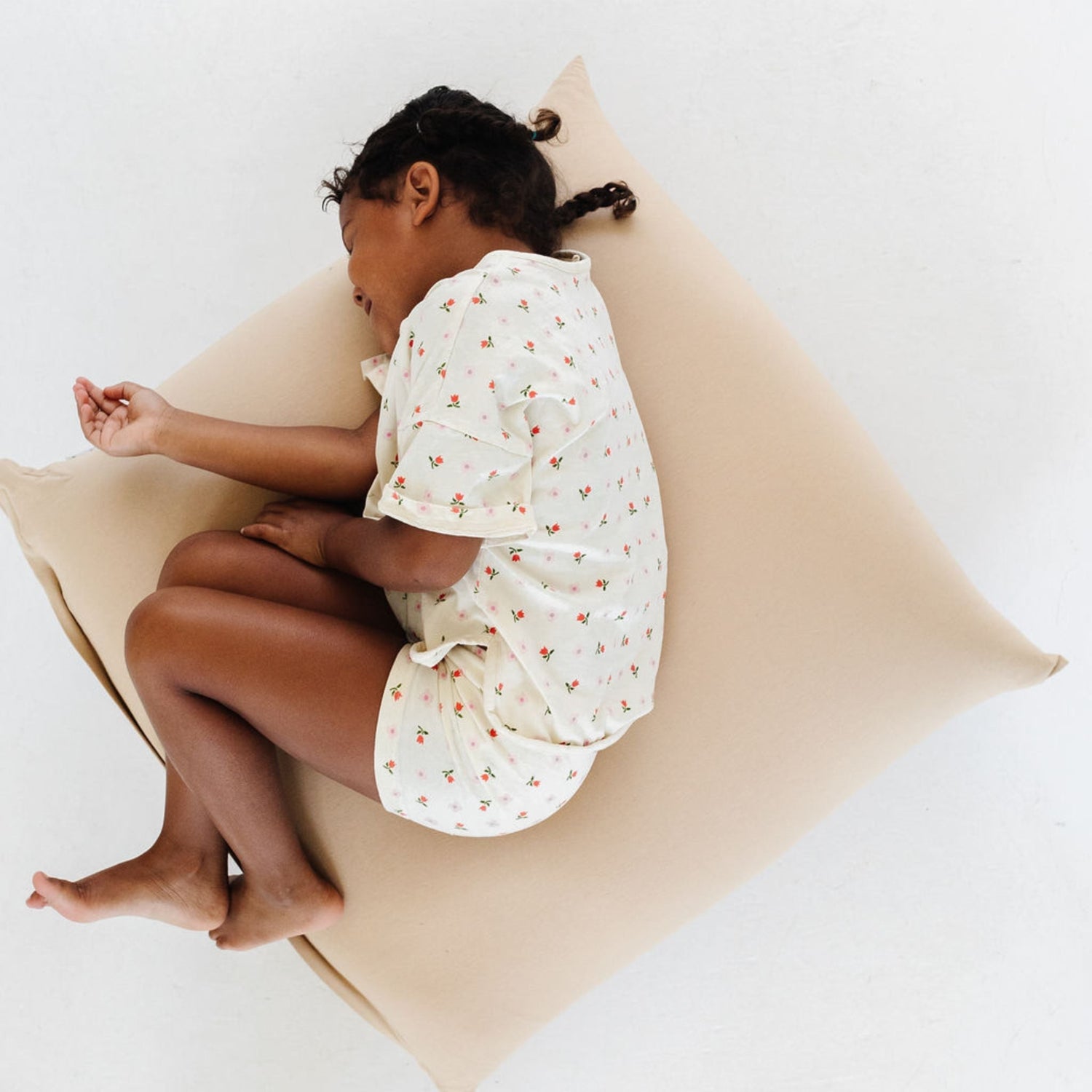 Sandcastle Bean Bag - Tenth &amp; Pine - Bean Bag - 