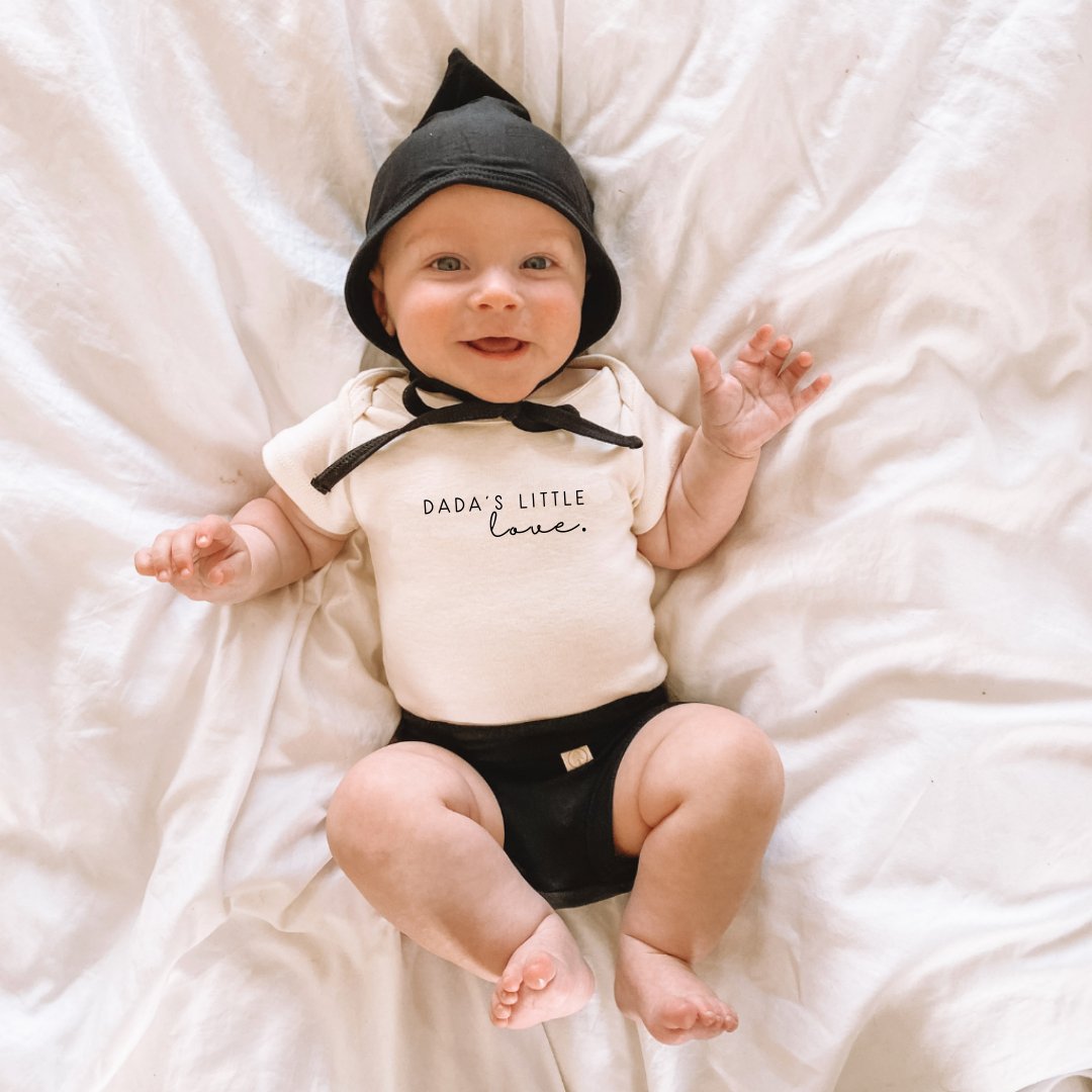 Short Sleeve Bodysuit | Dada's Little Love | Organic Cotton - Tenth & Pine - Short Sleeve Onesie - 0 - 3M