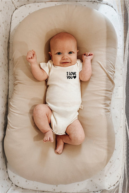 Short Sleeve Bodysuit | I Love You Heart | Organic Cotton - Tenth &amp; Pine - Short Sleeve Bodysuit