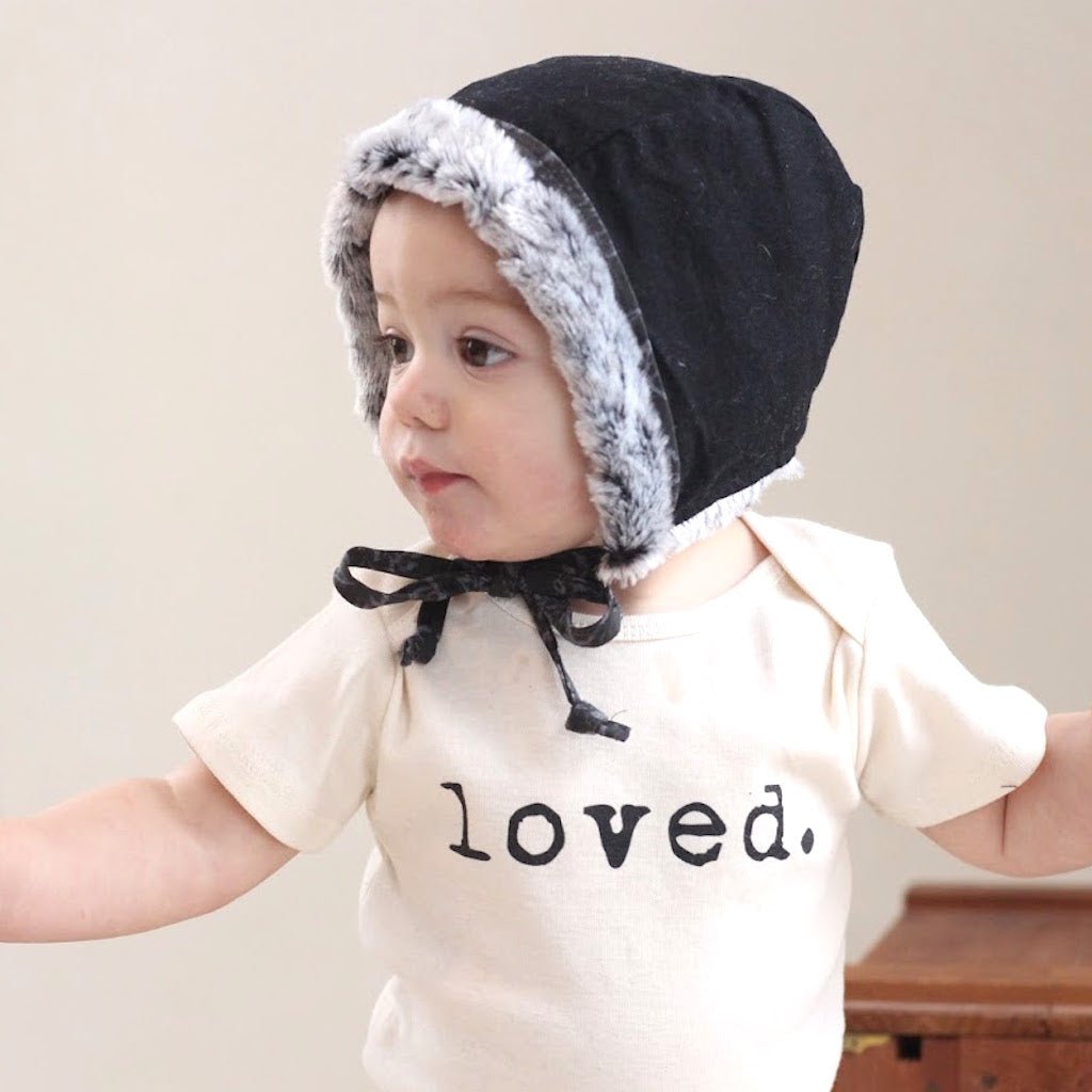 Short Sleeve Bodysuit | Loved. | Organic Cotton - Tenth & Pine - Short Sleeve Onesie - 0 - 3M