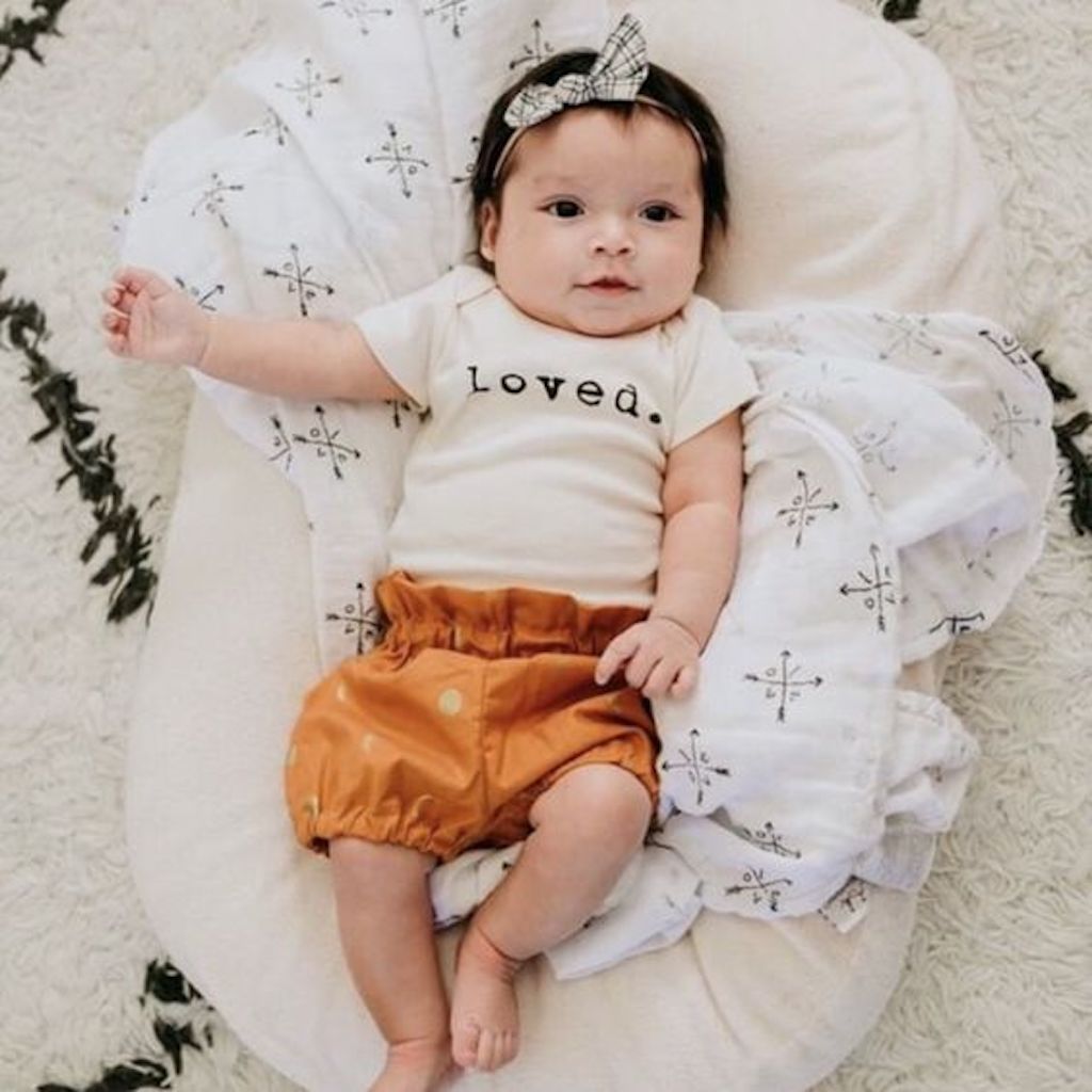 Short Sleeve Bodysuit | Loved. | Organic Cotton - Tenth & Pine - Short Sleeve Onesie - 0 - 3M