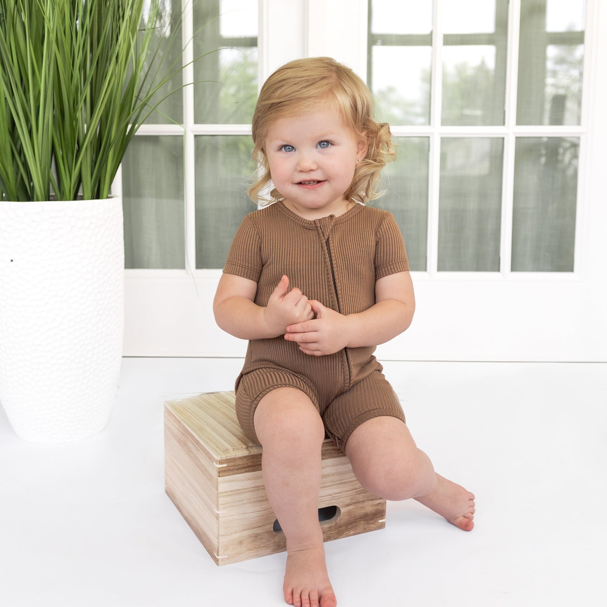 SHORTIE ZIP ROMPER - Mocha Ribbed - Tenth & Pine - shortie zip rompers - rib - 0/3m