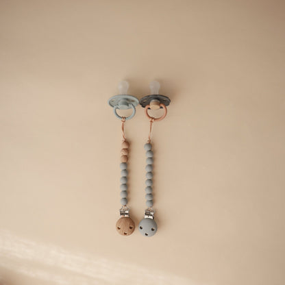 Silicone Pacifier Clip | Hera - Tenth &amp; Pine - Pacifier Clip - Tradewinds