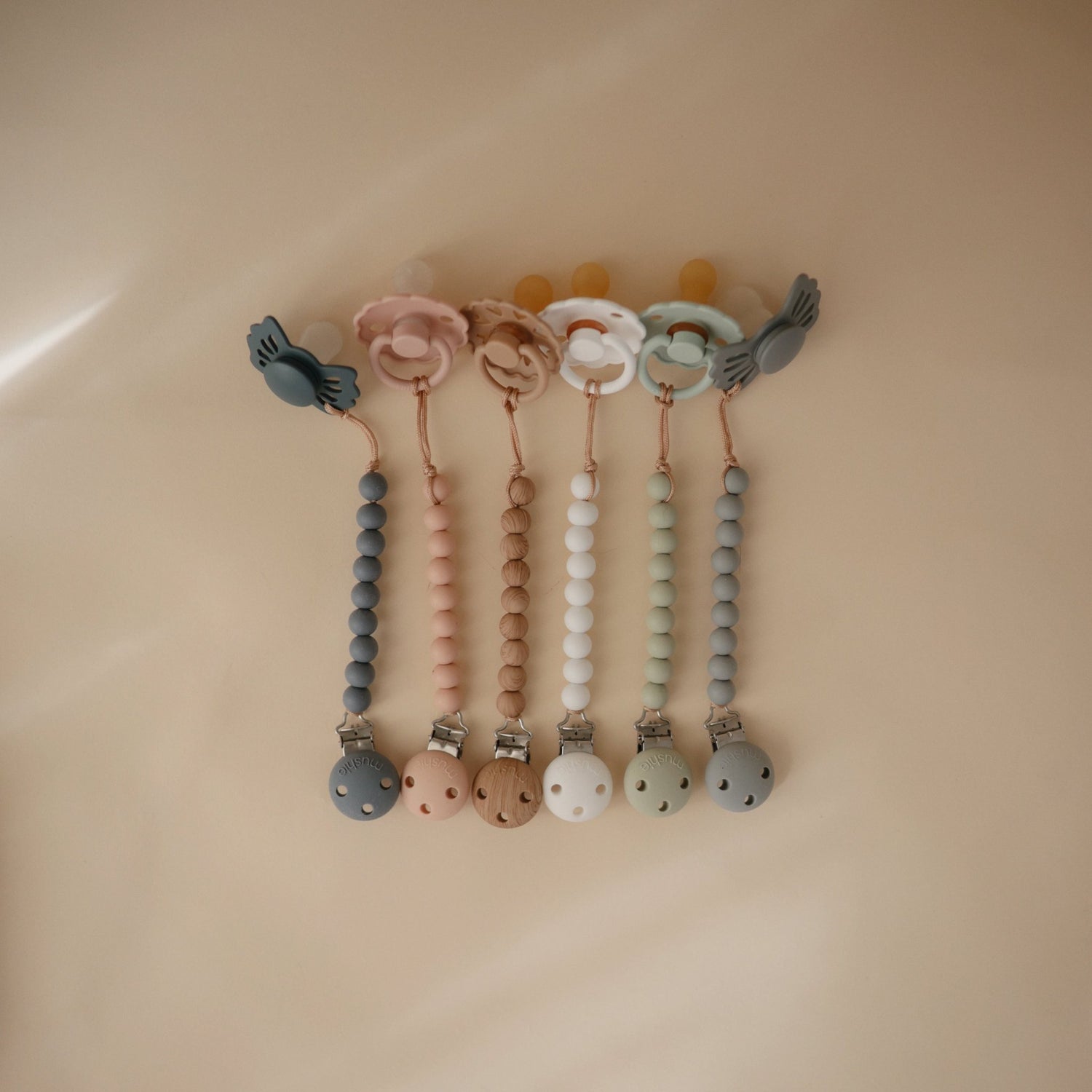 Silicone Pacifier Clip | Hera - Tenth &amp; Pine - Pacifier Clip - Shifting Sands