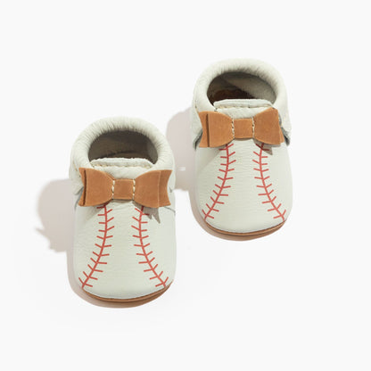 Spring Training Bow Baby Shoe - Tenth &amp; Pine - Bow Mocc - Soft Sole - 1