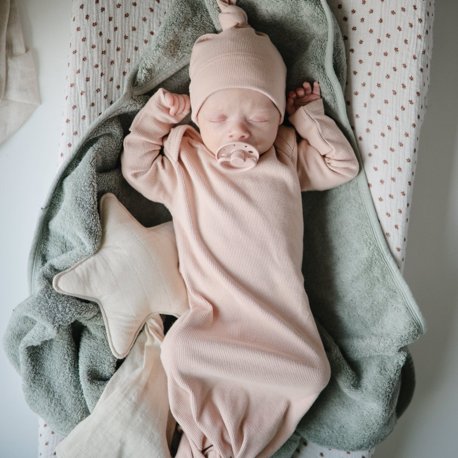 Star Lovey Blanket - Tenth &amp; Pine - Blanket - Fog