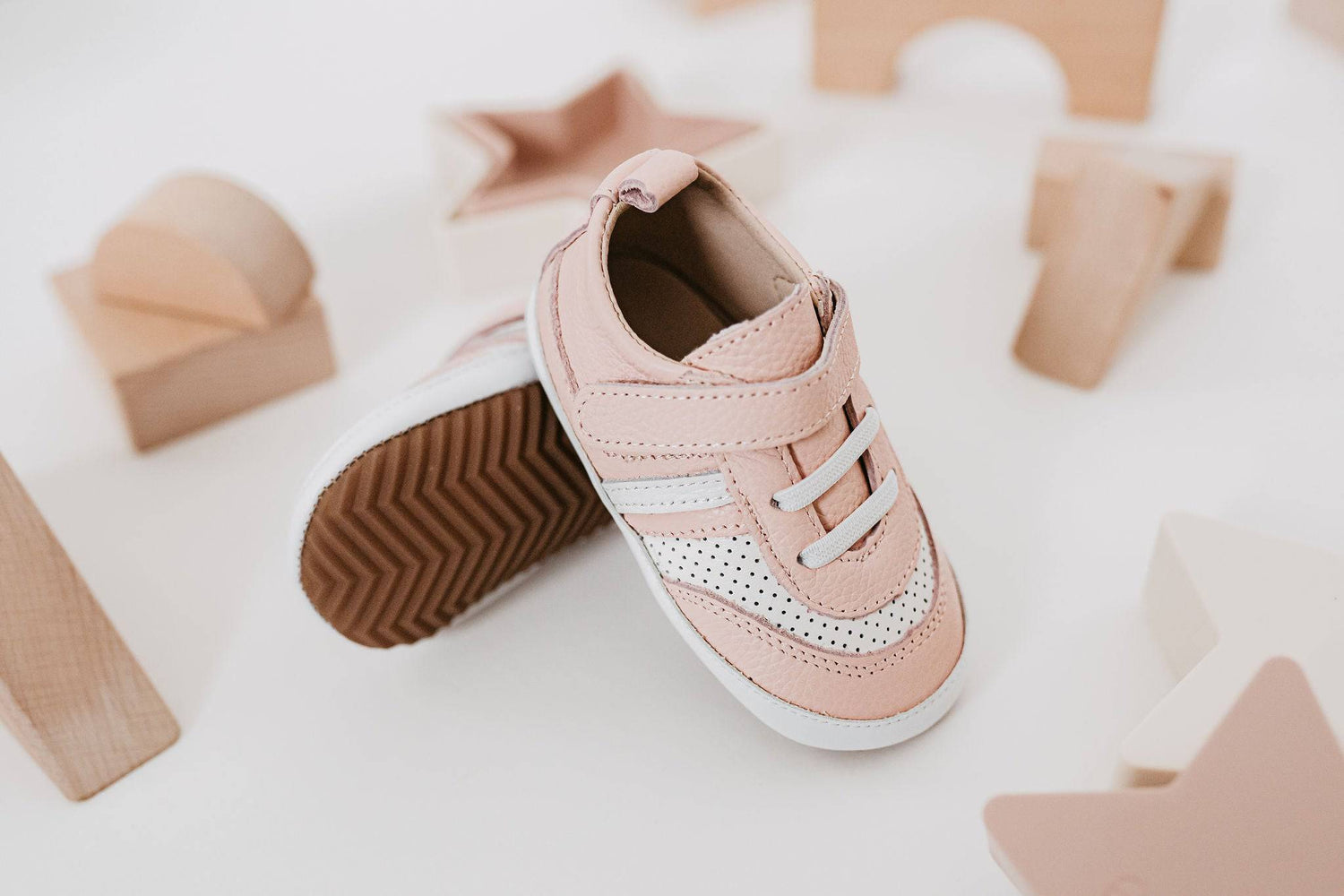 The Henry Low Top