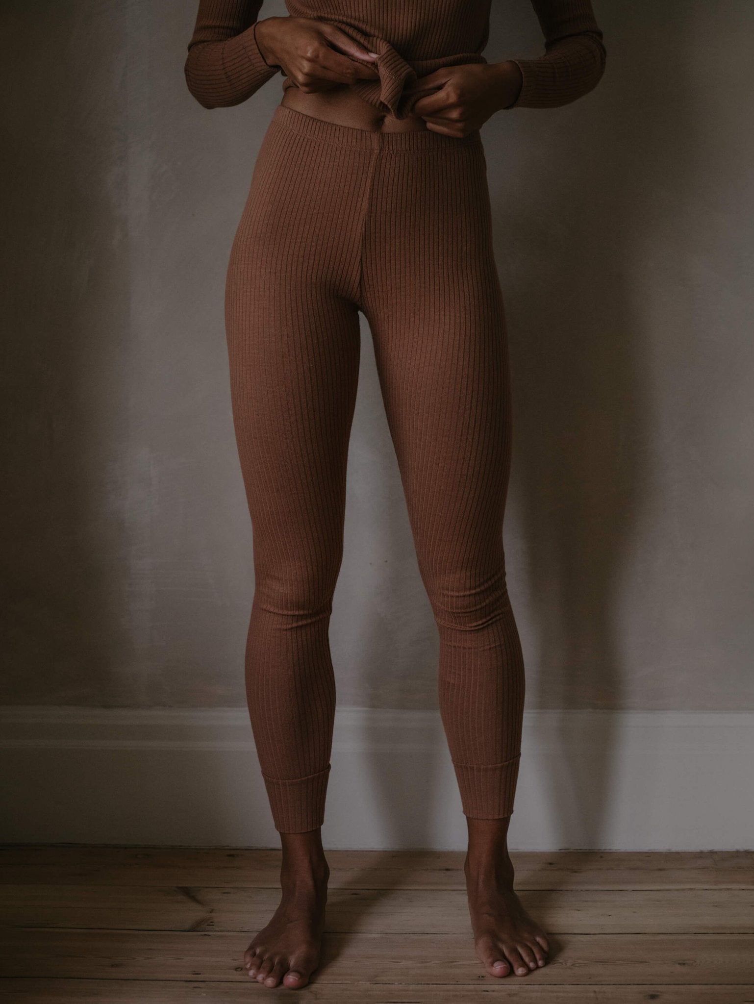 The Ribbed Legging - Women's - Tenth & Pine - Women's Leggings - US 0 - cinnamon