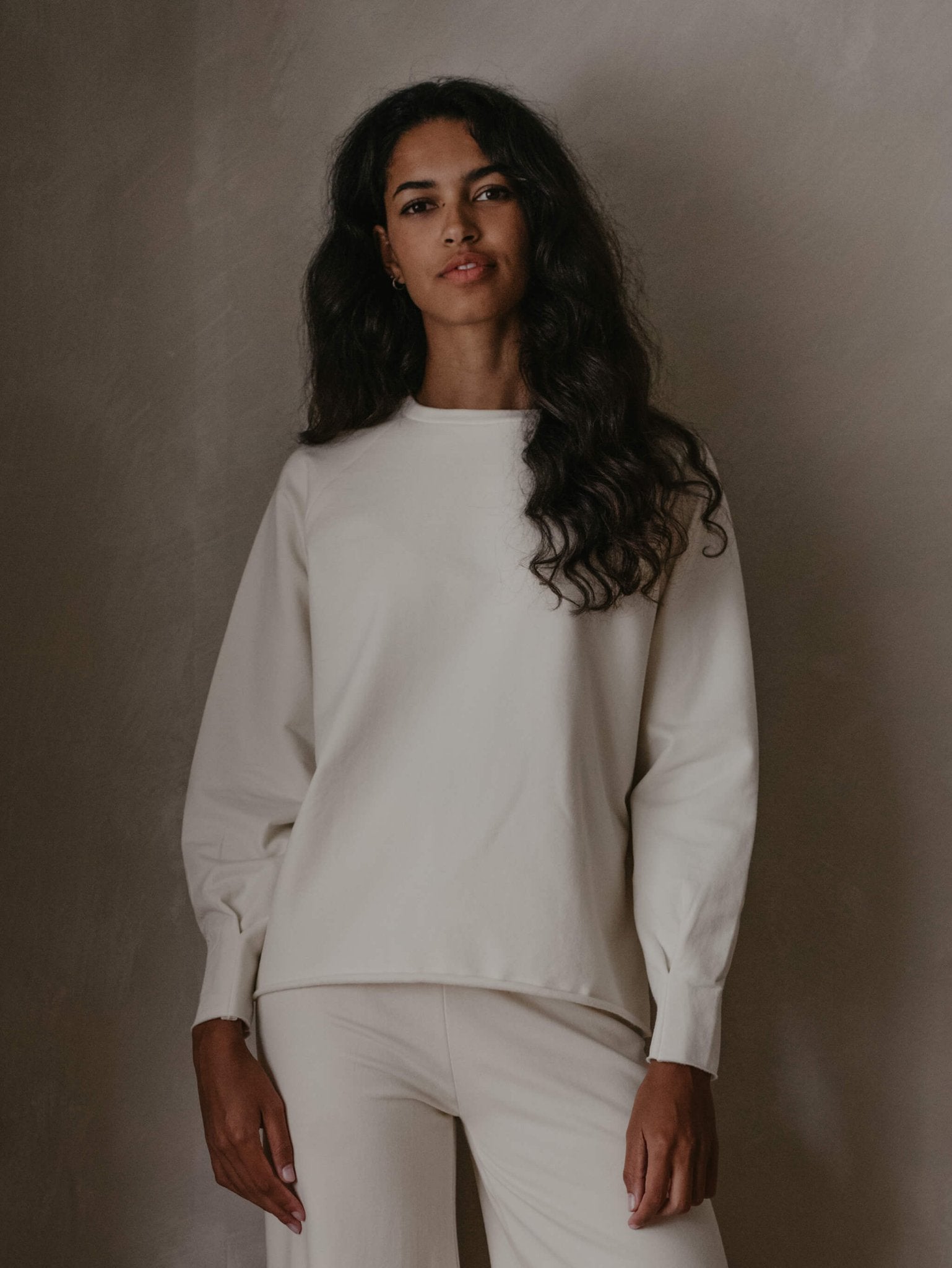 The Sweatshirt - Women&