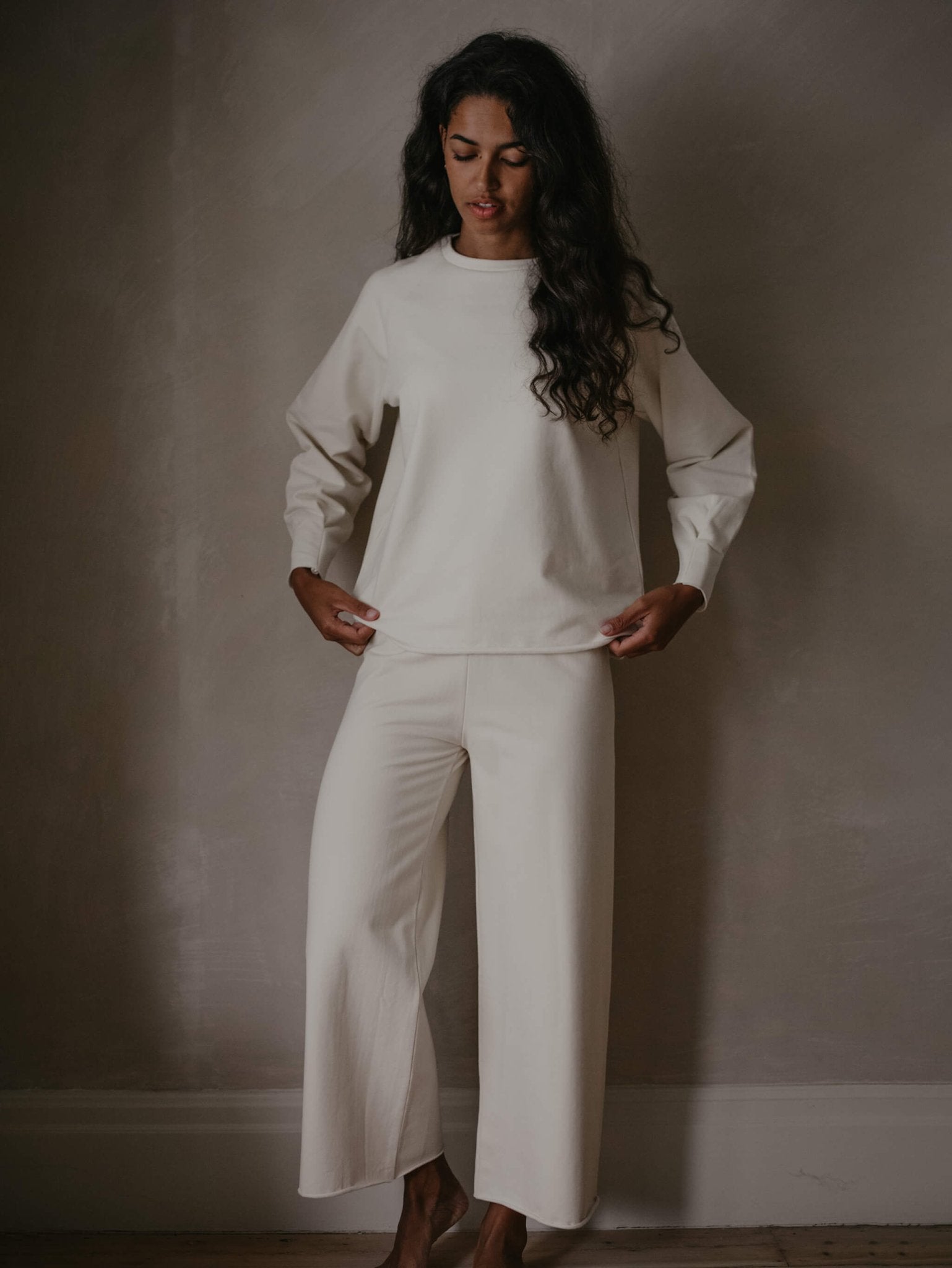 The Sweatshirt - Women&