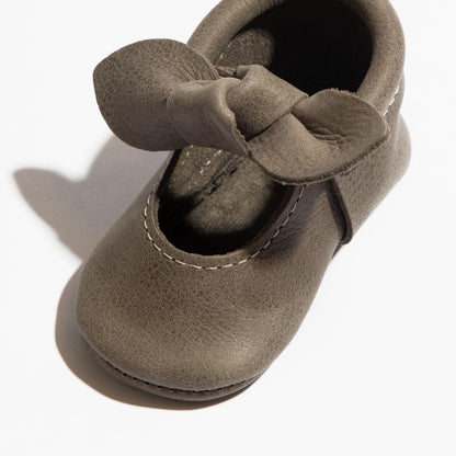 Timp Knotted Bow Baby Shoe - Tenth &amp; Pine - Knotted Bow Mocc - Soft Sole - Newborn