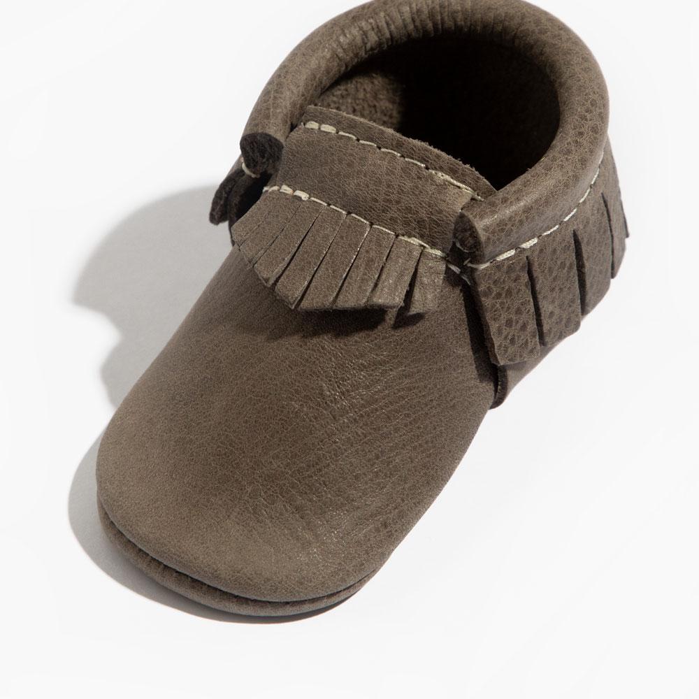 Timp Moccasin Moccasin Baby Shoe - Tenth &amp; Pine - Moccasin - Soft Sole - Newborn