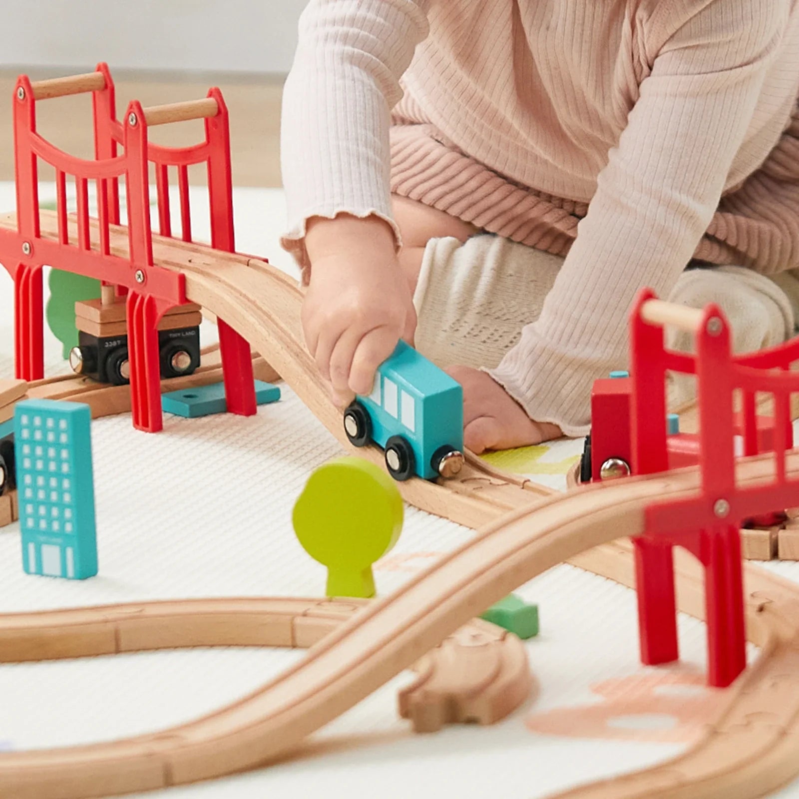 Tiny Land® Wooden Train Set for Children 39 Pcs - Tenth &amp; Pine - Toy - 