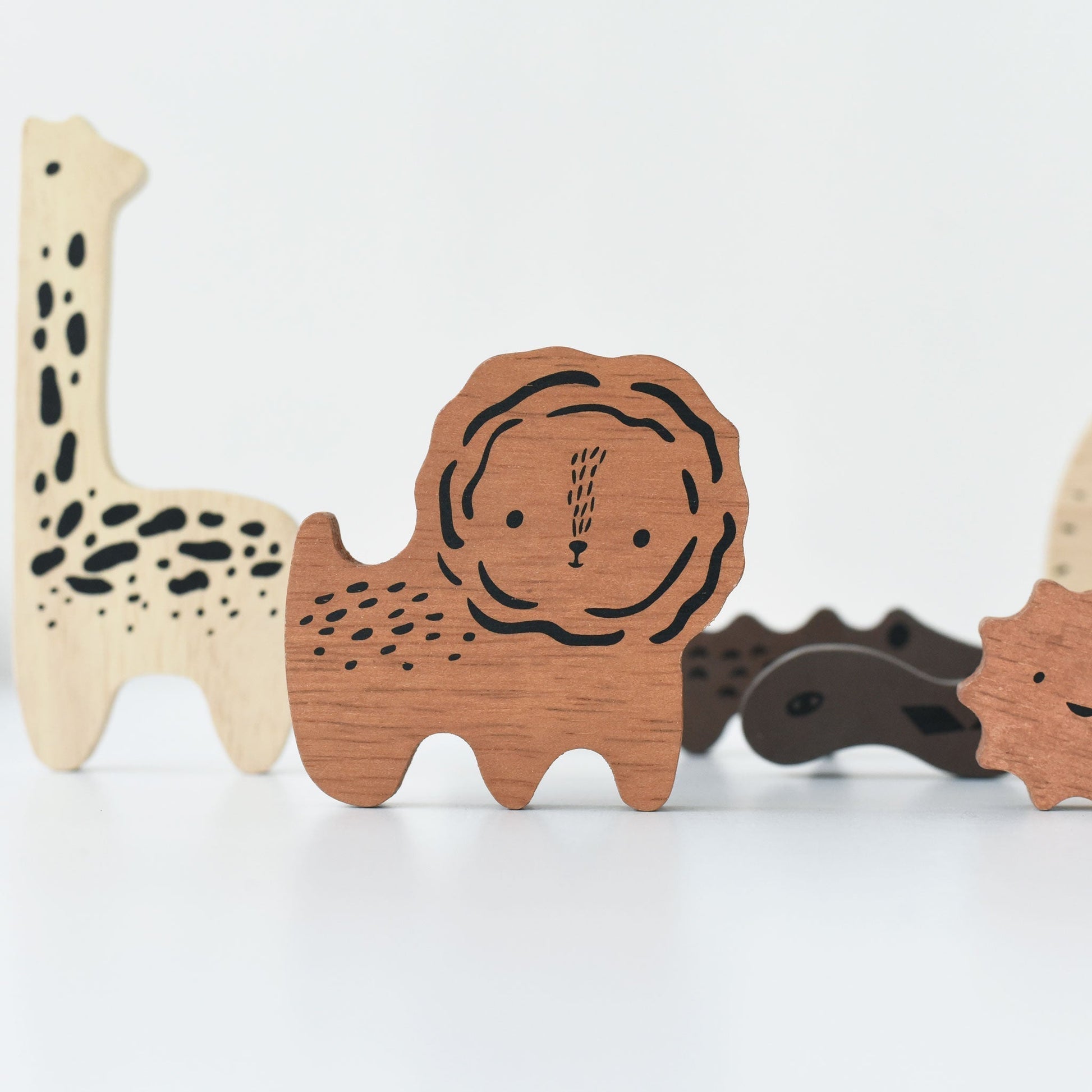 Wooden Tray Puzzle - Safari Animals - Tenth & Pine - Wooden Toys - 