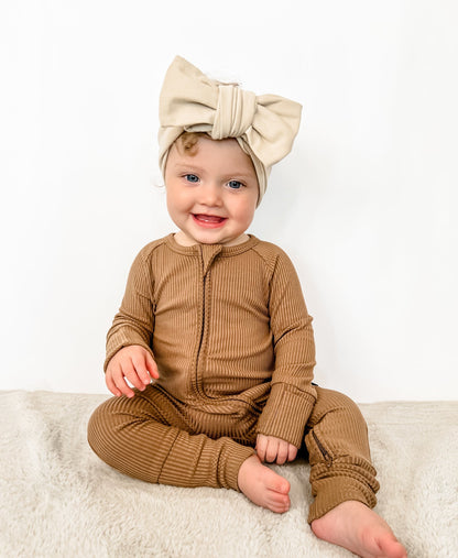 ZIP ROMPER - Mocha Ribbed - Tenth &amp; Pine - zip rompers - ribbed - 0/3m