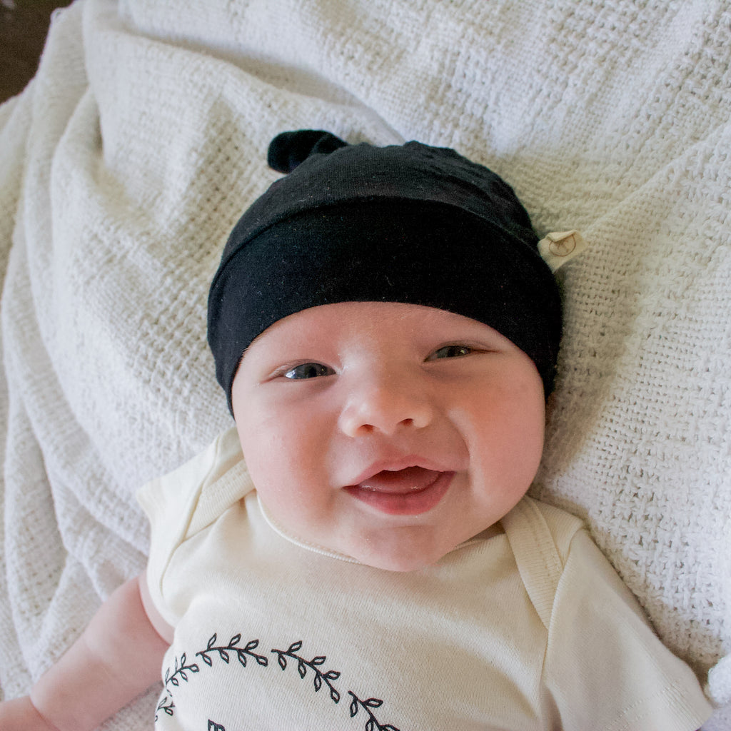 Bamboo Baby Top Knot Hat - Black - Tenth and Pine - Organic Baby Clothes